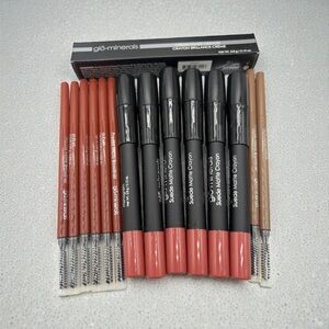 GLO SKIN BEAUTY SUEDE MATTE CRAYONS & BROW PENCIL BUNDLE (LOT #62)